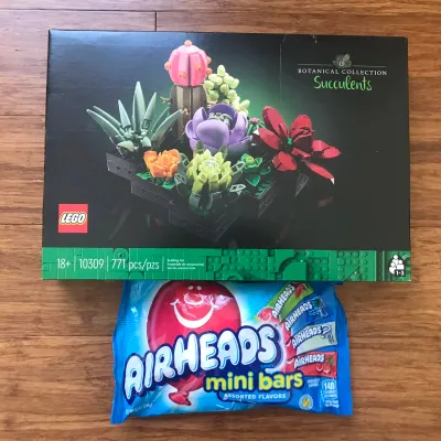 This holiday season for sure isn't going to succ thanks to my santa! 