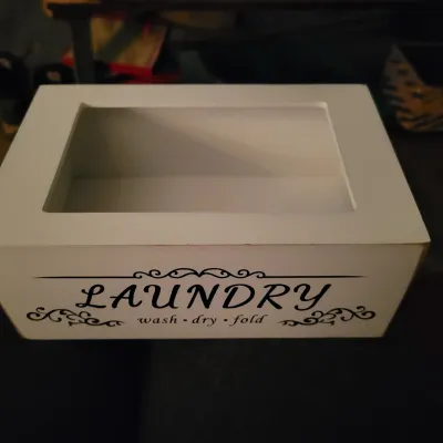 Laundry sheet box