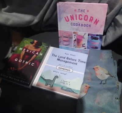 Some gifts from my wishlist and a cookbook!