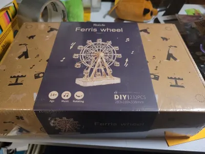 Buildable Ferris Wheel!