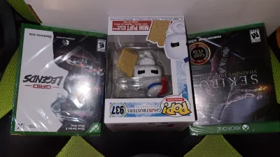 A Couple of XBox games and a Funko Pop from a fantastic rematcher!!